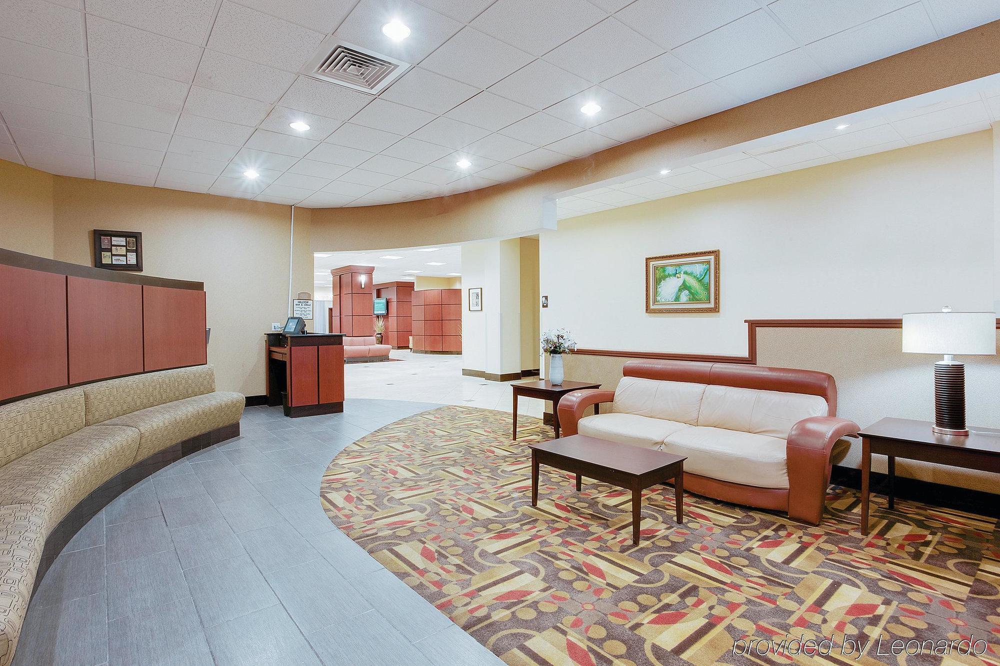 La Quinta Inn & Suites Pittsburgh North McCandless Township Bagian luar foto