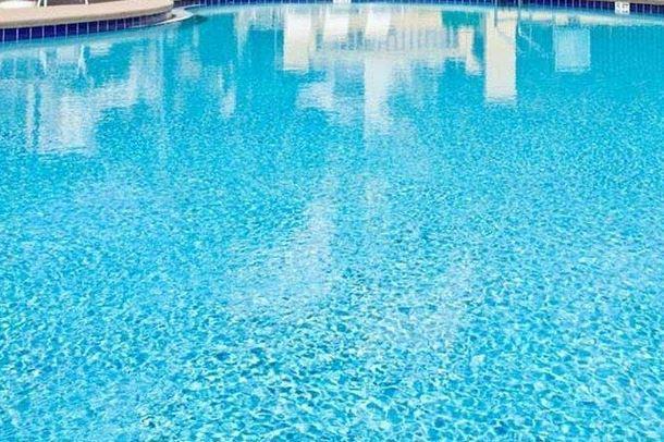 La Quinta Inn & Suites Pittsburgh North McCandless Township Bagian luar foto